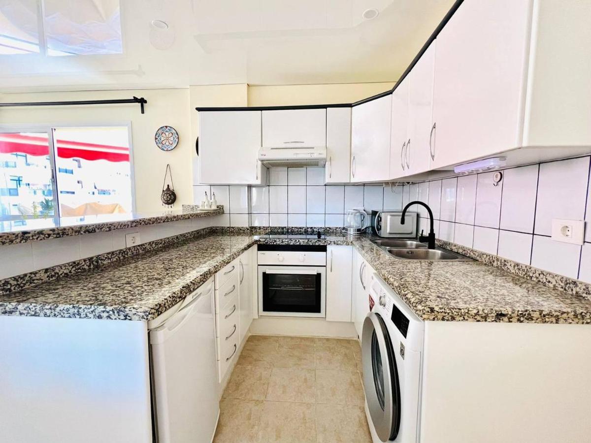 Apartament Cozy Beachfront Flat With Pool & Panoramic Sea View Terrace Puerto de Santiago  Zewnętrze zdjęcie